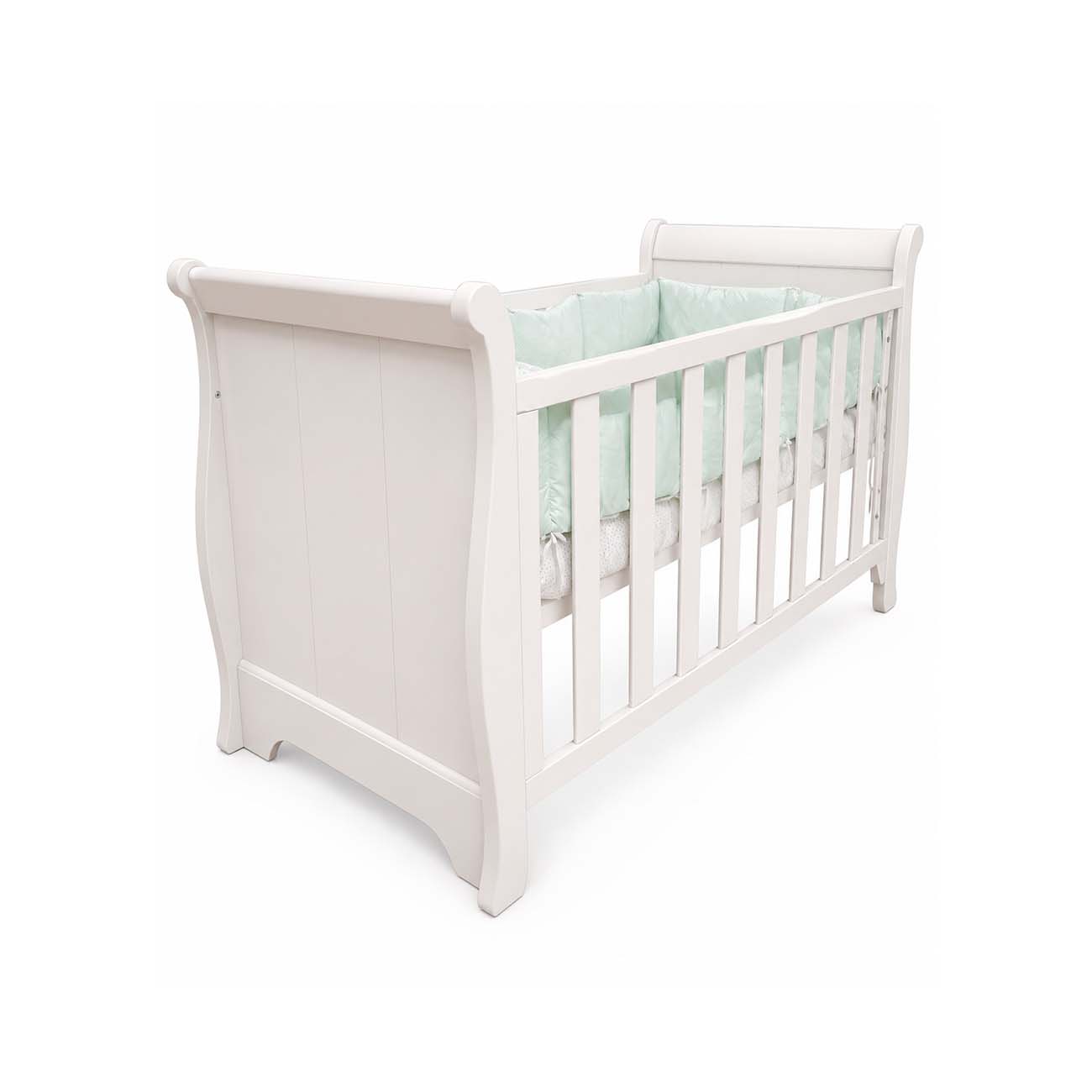 Cuna en color nuez con detalles elegantes y discretos incluye colchon