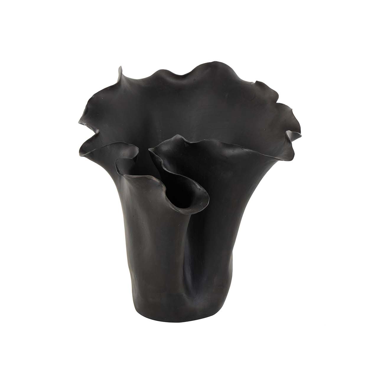 Jarron de ceramica negra con diseño abstracto y borde ondulado