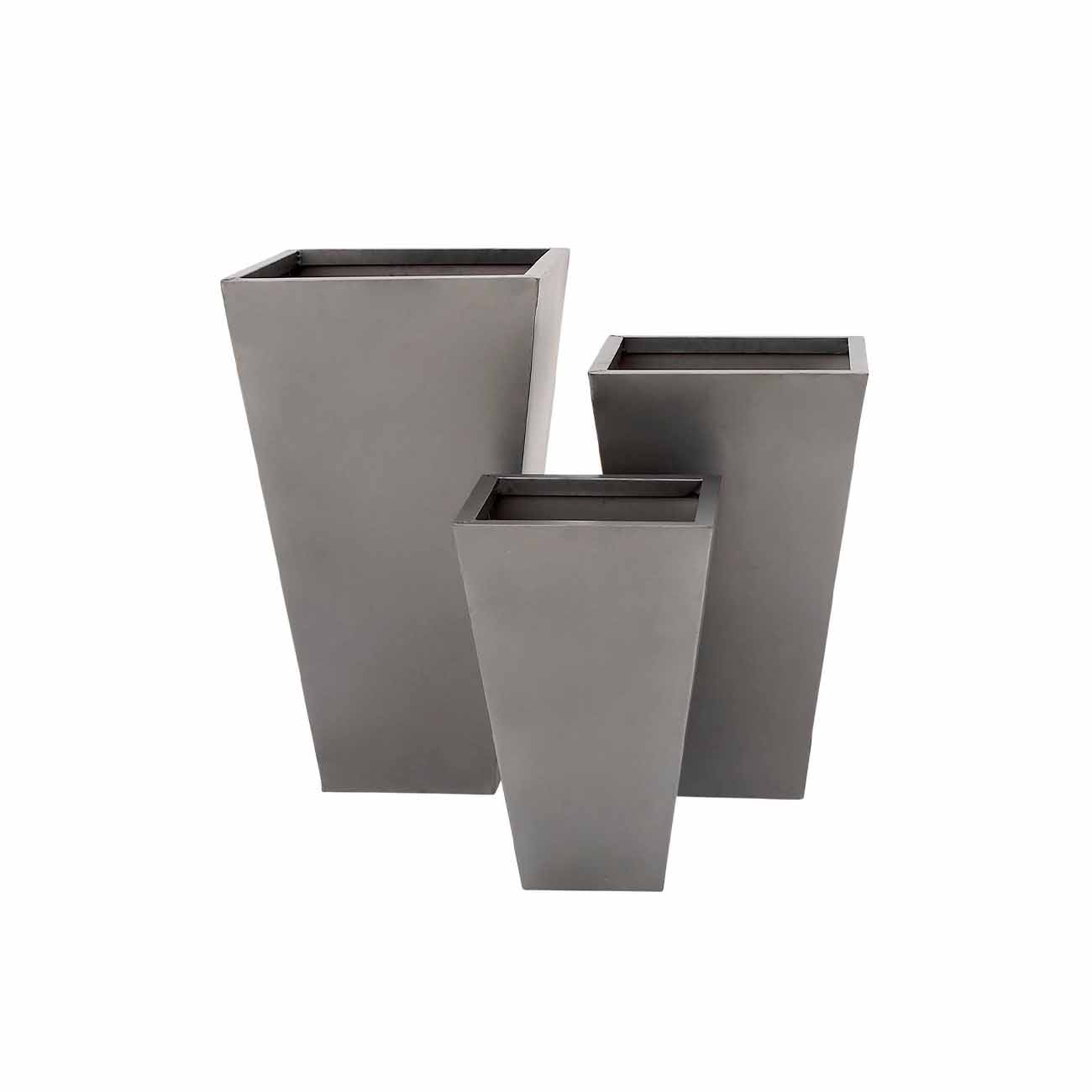 Juego de 3 macetas ligeras de metal gris con base cónica