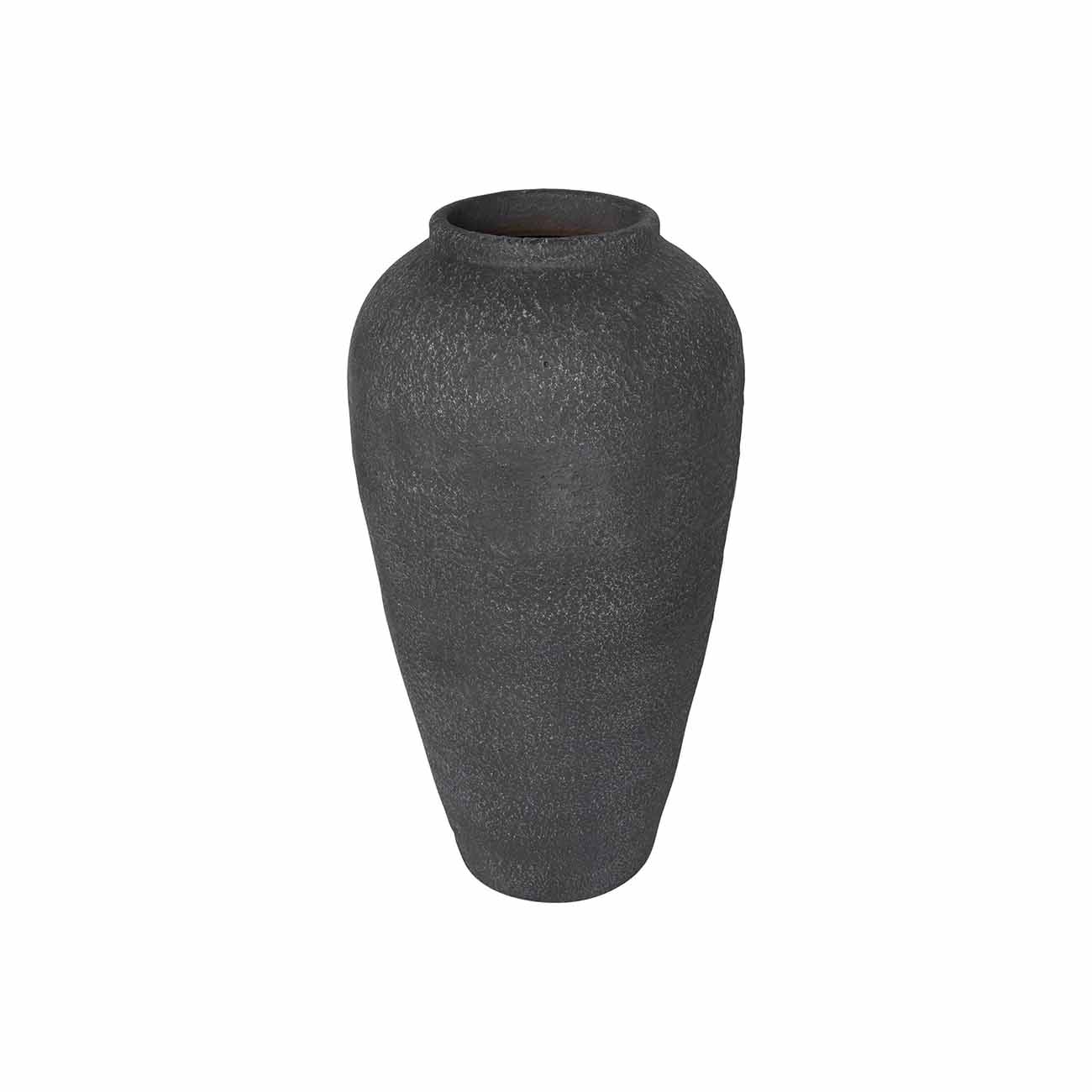 Jarron de ceramica negra con textura blanqueada
