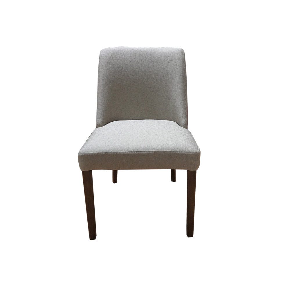 Silla Noruega con tapiz jazz curry